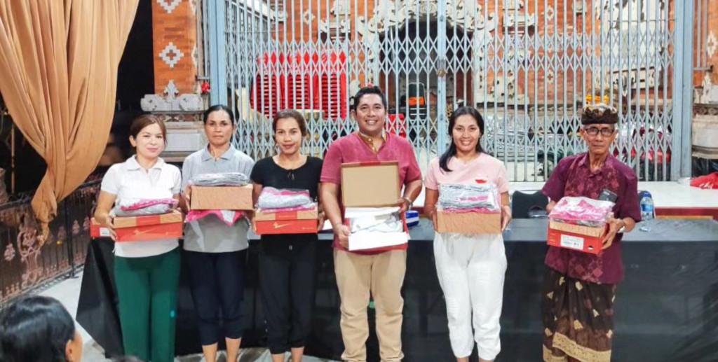 PELATIHAN SENAM GARBASARI  PKK DARMASABA